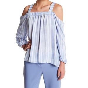 Light off the shoulder top Vince Camuto off the shoulder cold shoulder top